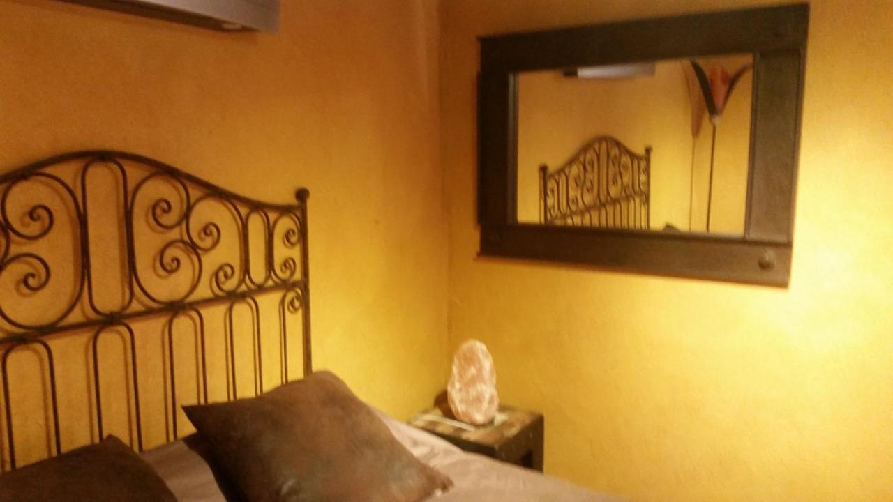 Provence Bed & Breakfast Карпентра Екстериор снимка